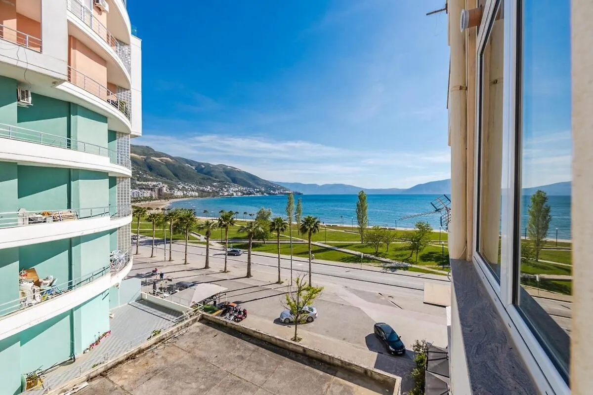 Sun & Sea 1Br Apartment Vlorë